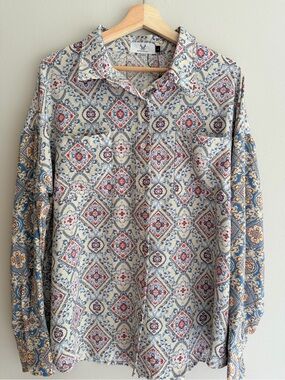 Long-Sleeve Button-Up Shirt - Cream & Blue Pattern